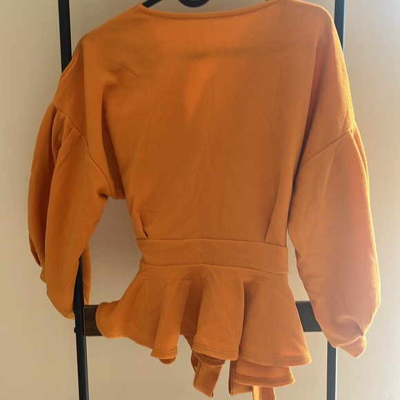 Burnt orange blouse.  Great condition - Picture 4 of 6